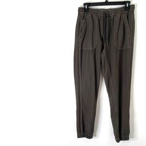 Athleta Farallon Jogger in Grey Green